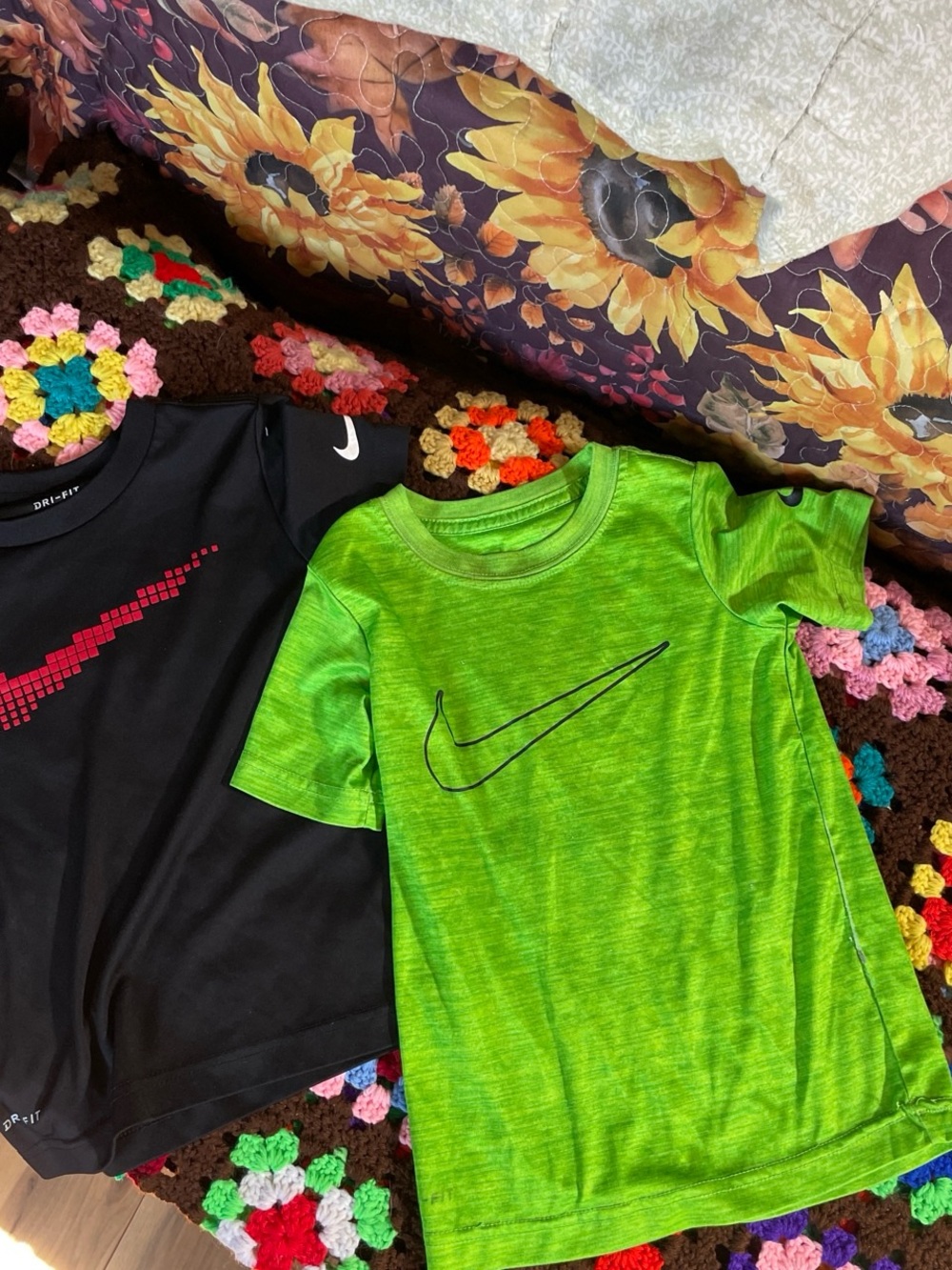 Nike Kids Short Sleeve Tee Bundle - Bright Green & Black